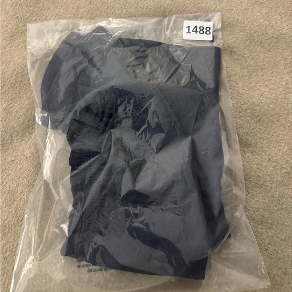 Lululemon In the Flow Crop IIII Sz 4 Ribbed Stretch Leggings Knee Length Ruched - Picture 7 of 7